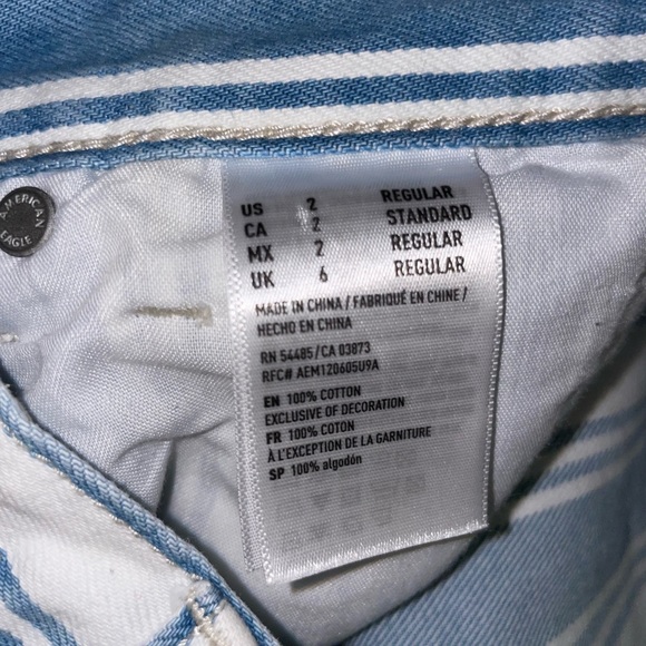Stripped Mom Jeans - Picture 3 of 3